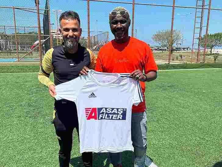 YATTARA ASAŞ SPOR FUTBOL OKULUNU ZİYARET ETTİ